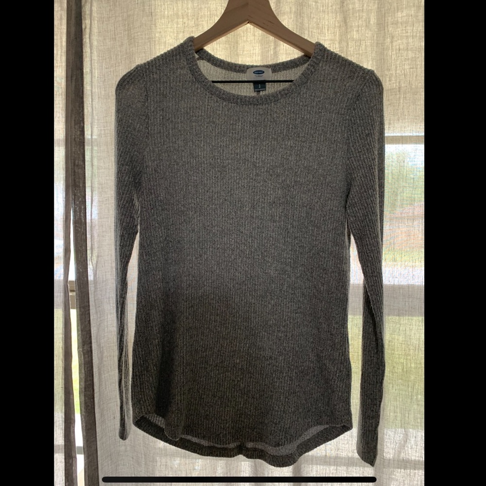 Old navy long sleeve top